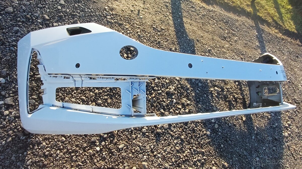 Přední nárazník Škoda Octavia 4 facelift 5E3807221L - 2