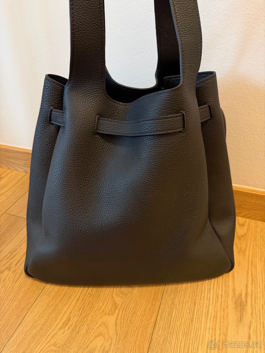 Módní černá kabelka - 2