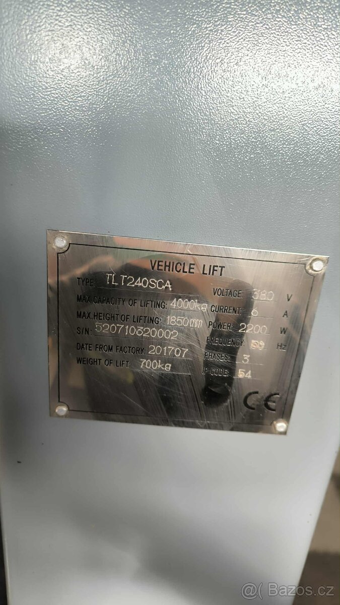 Hydraulický zvedák bez přejezdu - 2