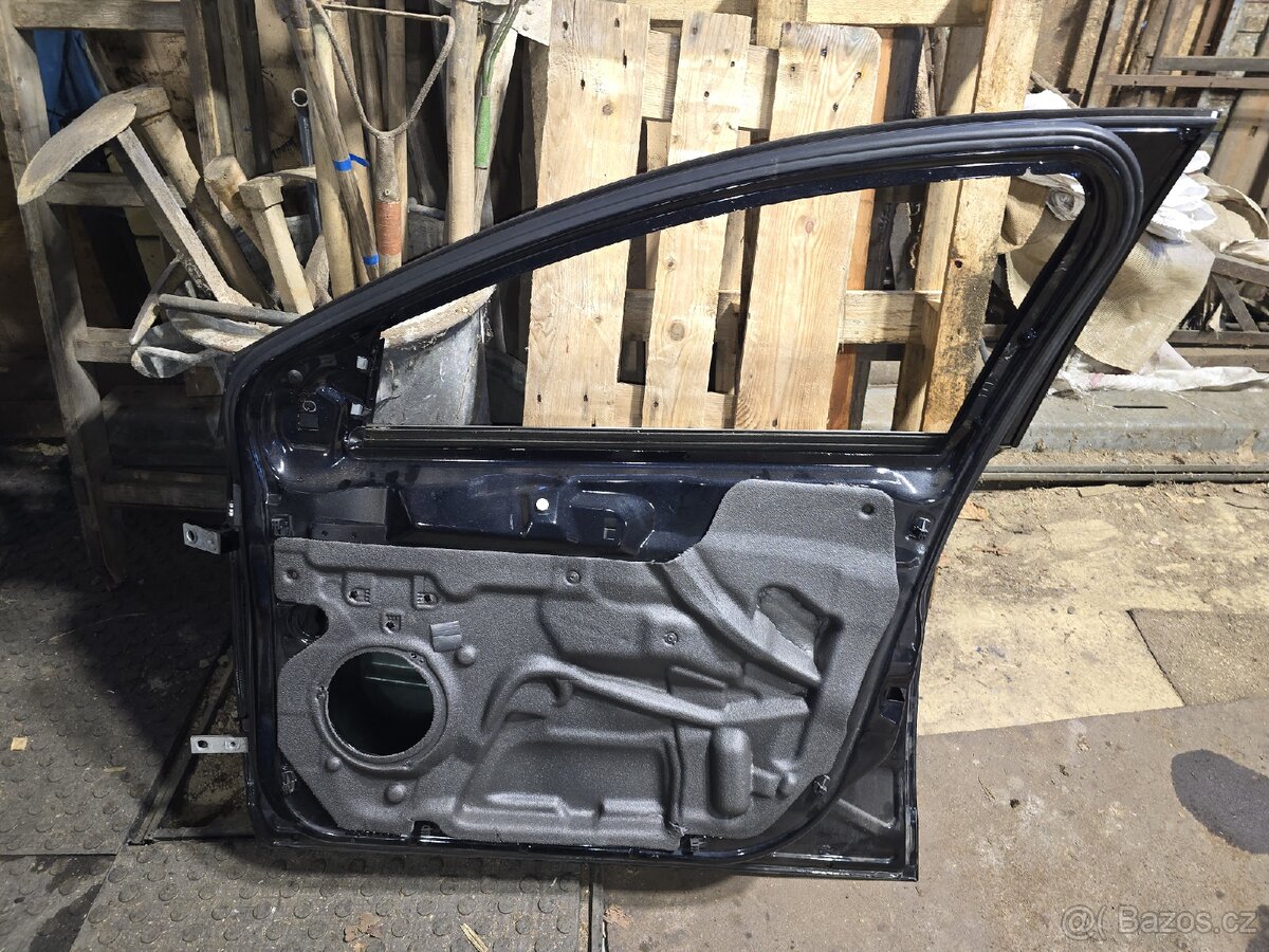 Dveře Ford Mondeo MK4 kombi pofacelift - 2