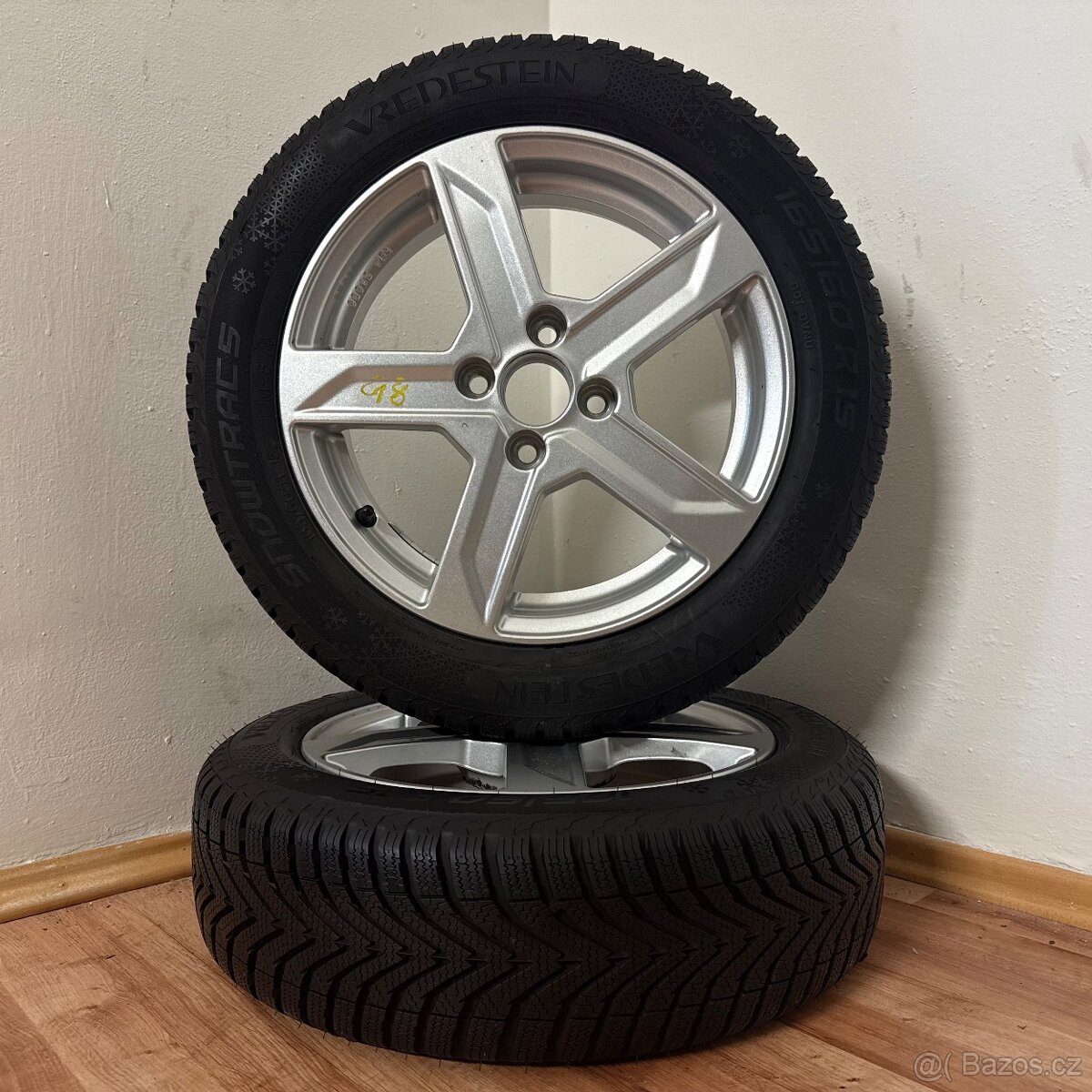 TOYOTA AYGO 4x100 R15 ET35+ZIMNÍ 165/60R15 7,5mm - 2