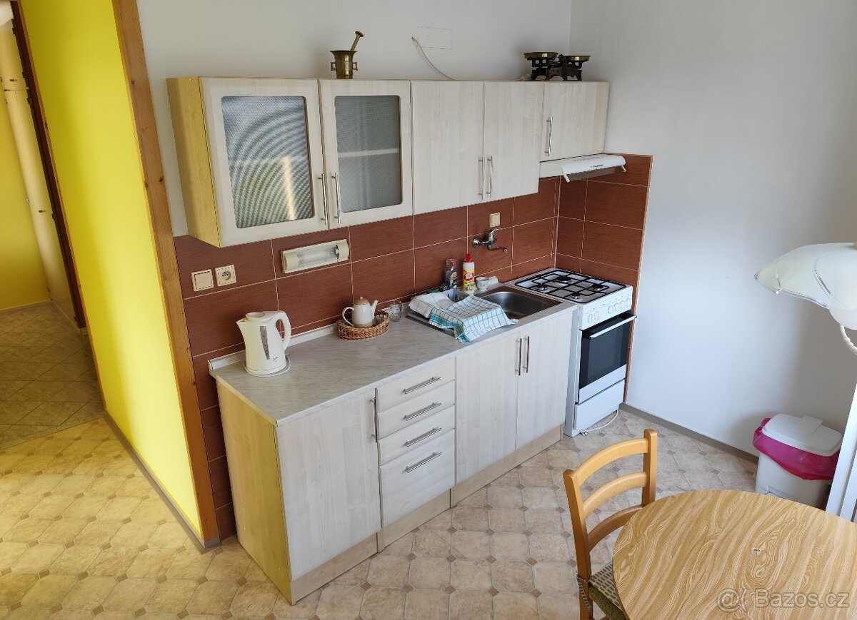 Prodej bytu 3+1, 69 m² - Bratří Čapků, Svitavy - 2