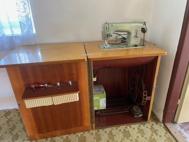 Šicí stroj Minerva - 2
