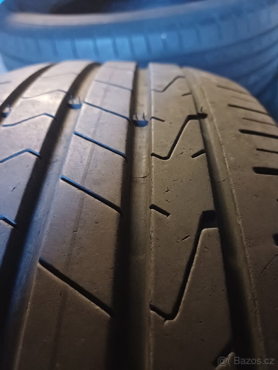 Letni pneu Hankook 215/65R17 99V - 2