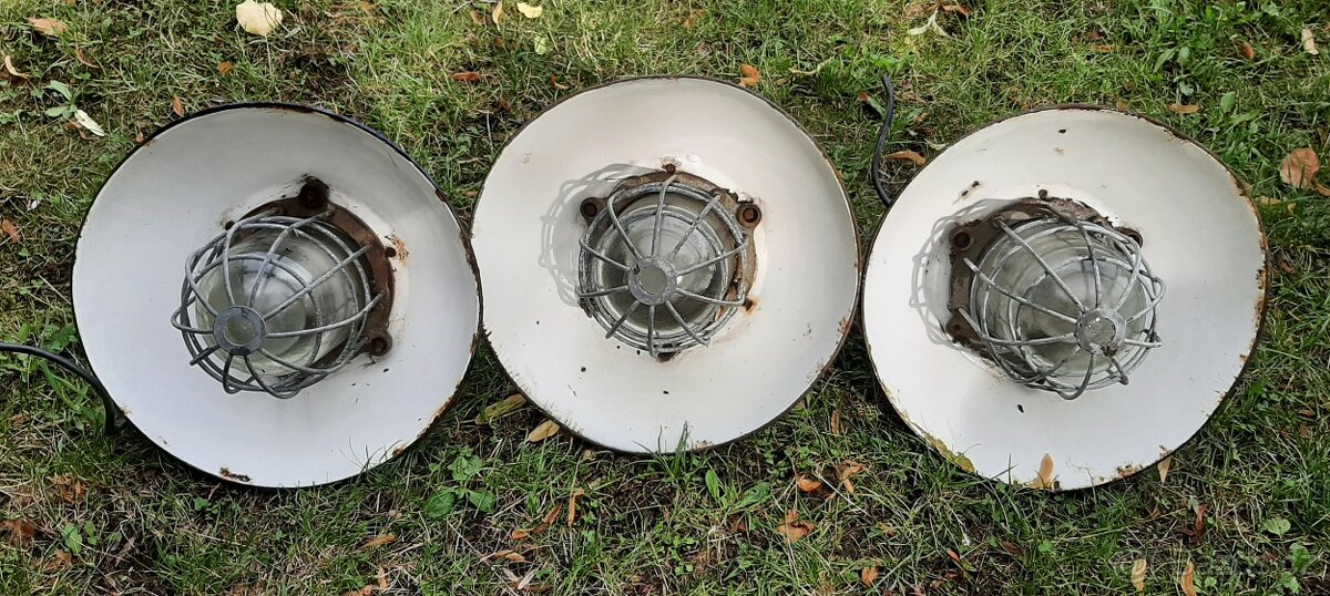 INDUSTRIALNI LAMPY 3.krat - 2