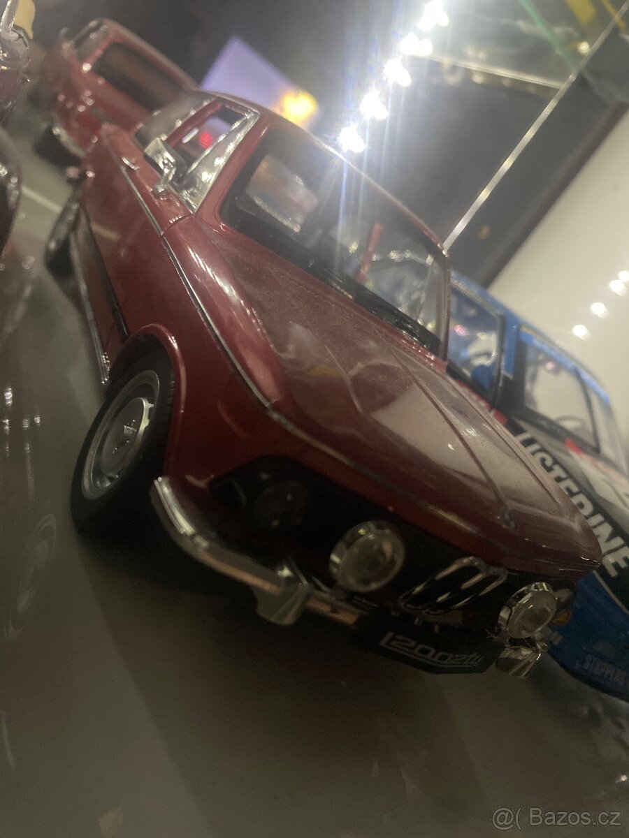 BMW ti 1:18 - 2