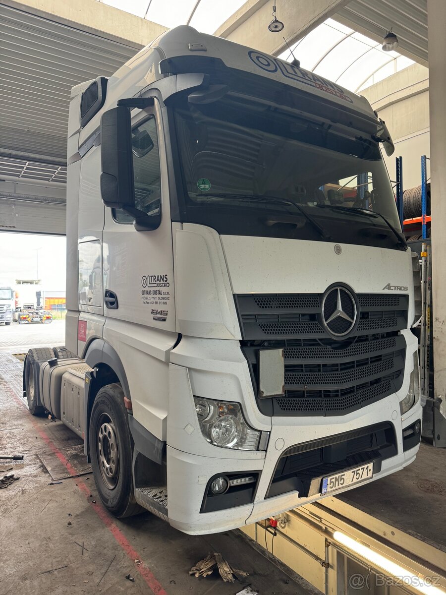 Mercedes Actros 1845 - 2
