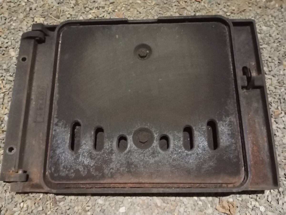 přikládací dvířka Viadrus U26 - 2