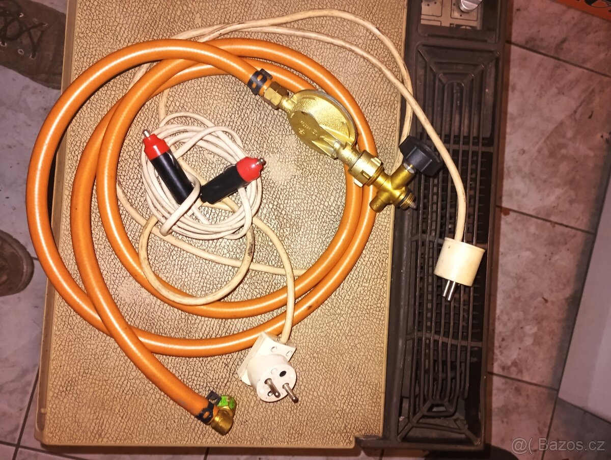 lednička-trojkombinace 12v,220v,pb.plyn - 2