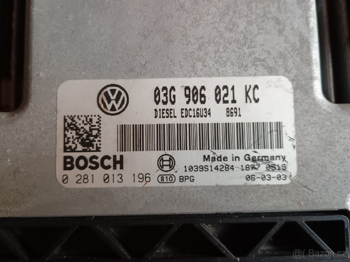 Řídící jednotka 03G906021KC - 2