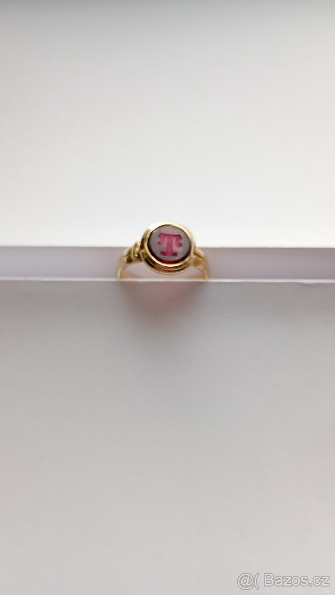 ZLATÝ PRSTEN 14 karátů - 2