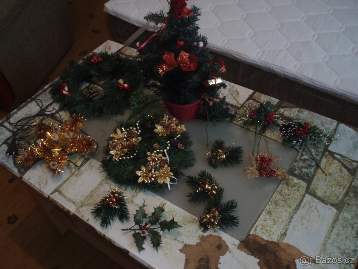 vánoční dekorace - viz foto- cena za celek - 2