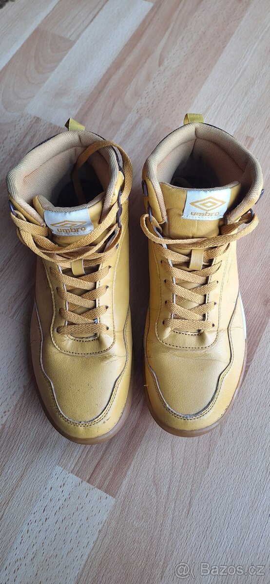 Boty UMBRO, vel. 42,5 - 2