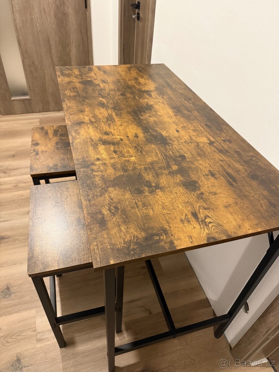 Barový stůl se židlemi - 2
