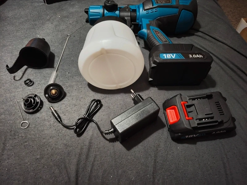 Aku rozprašovač barvy - 2