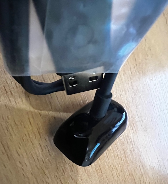 Nabíjací kábel pre Fitbit Charge 5/Luxe - 2