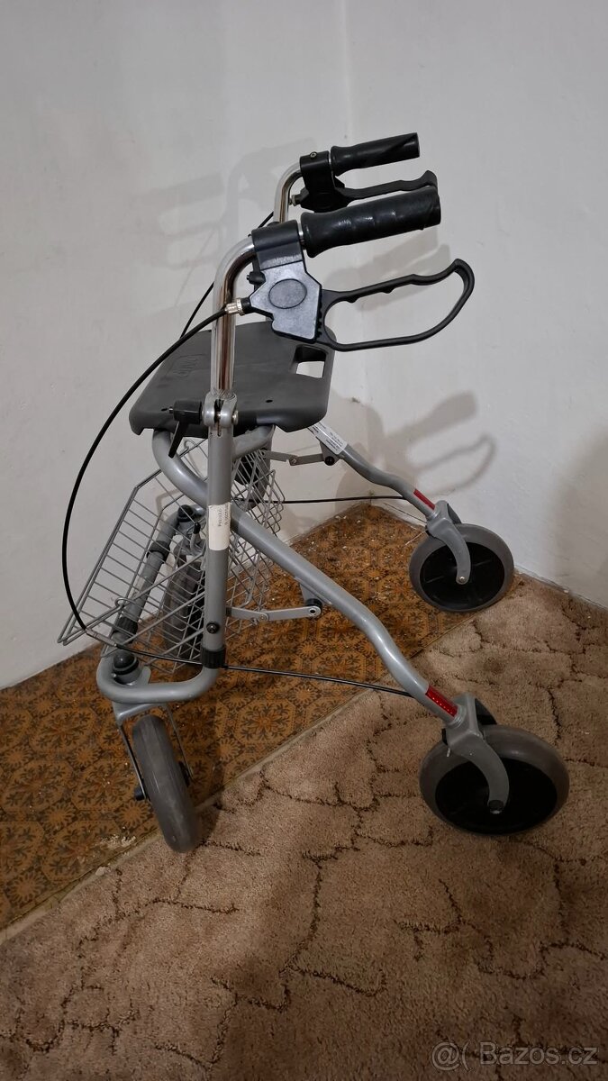 Chodítko pro seniory - 2