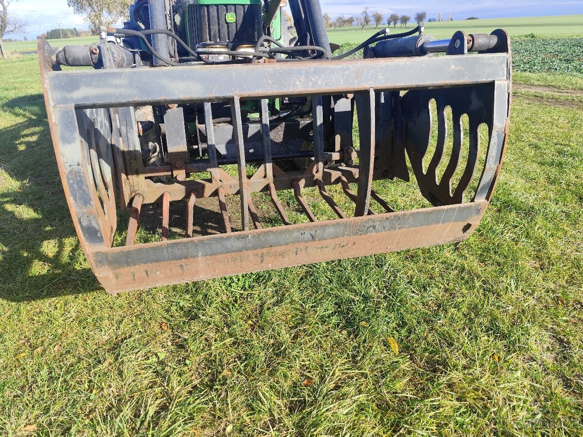 Vykusovač siláže Silocut - 2