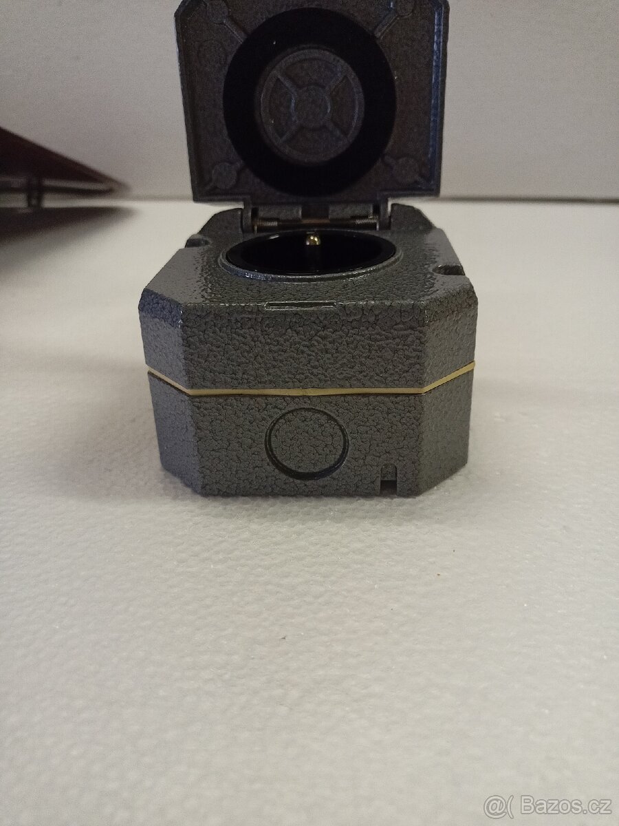 Zásuvka vodotěsná ABB - 2