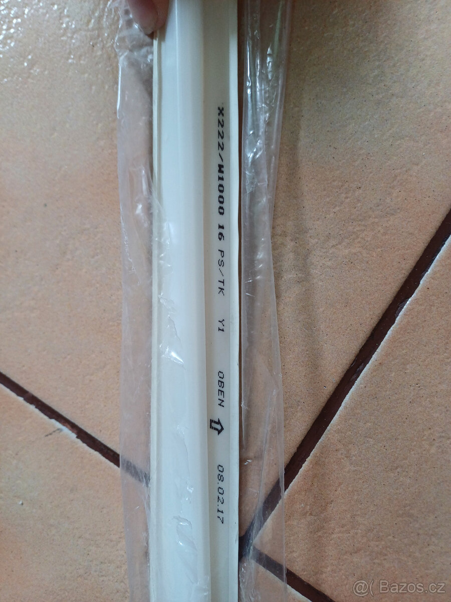 Těsnící lišta EGGER Prémiová bílá / W1000 - 2