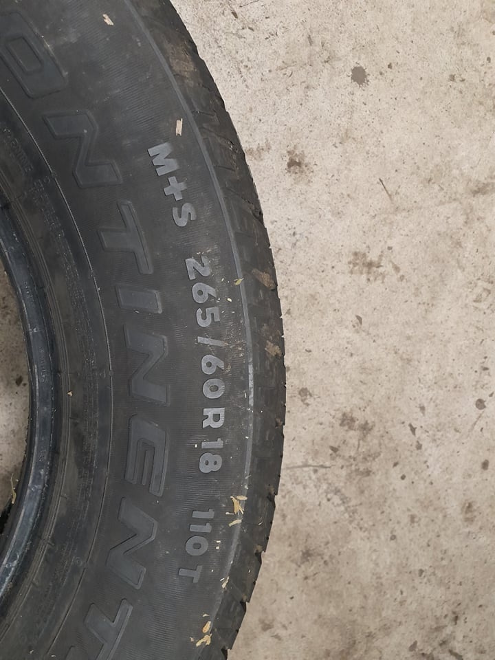 265/60 R18 Continental - 2