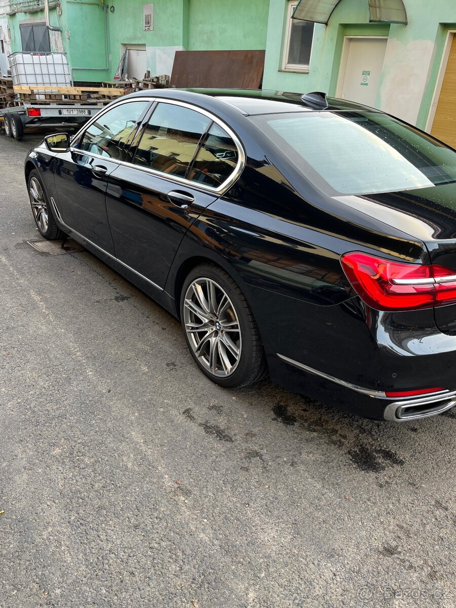 BMW 7 730D XDRIVE - 2