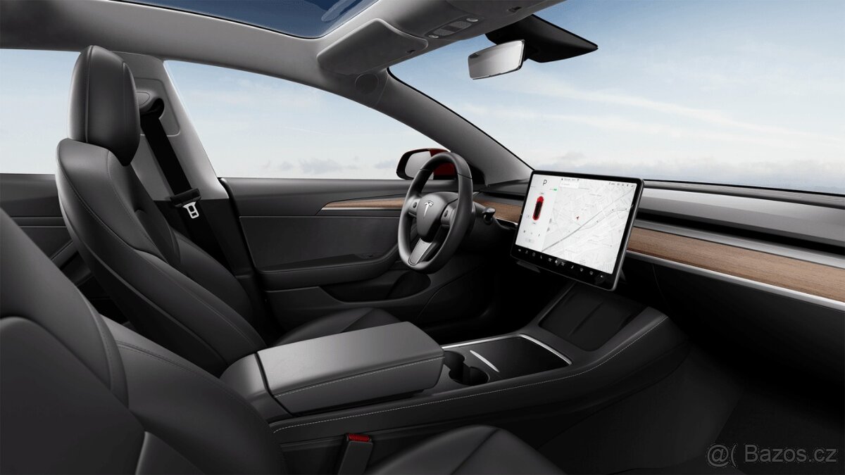 Tesla Model 3 RWD (2022) - 2