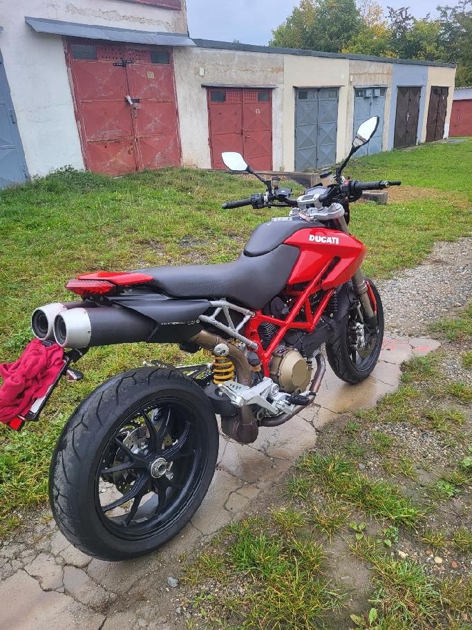 Ducati Hypermotard 1100 - 2