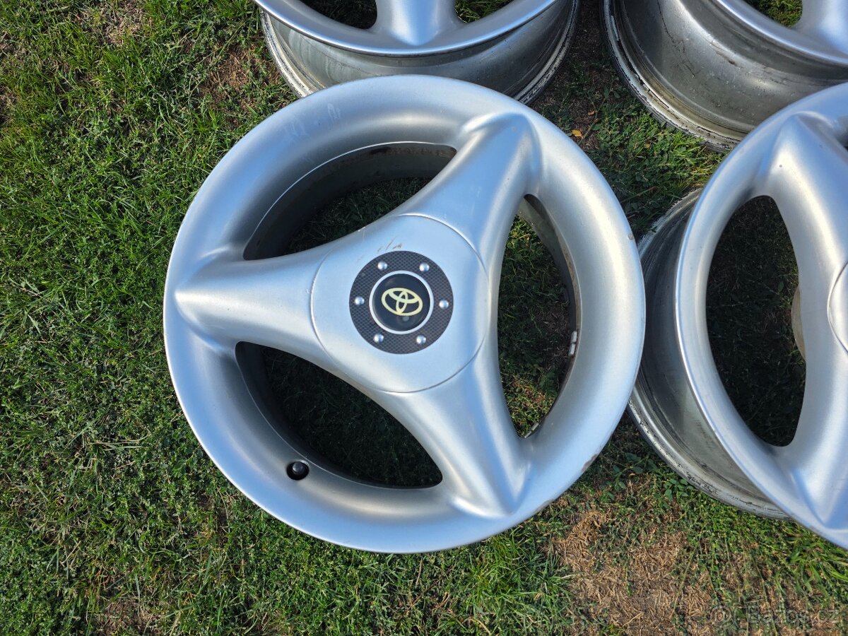 3 spoke kola 5x100 r15 - 2