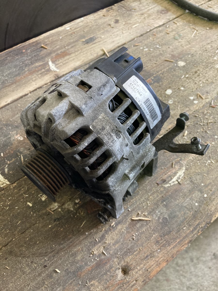 Alternátor (ze Škoda Fabia |) - 2