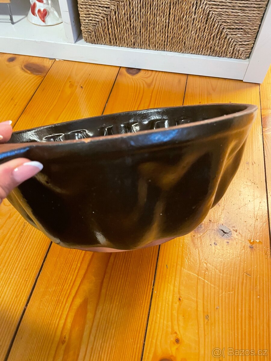 Forma na bábovku - 2