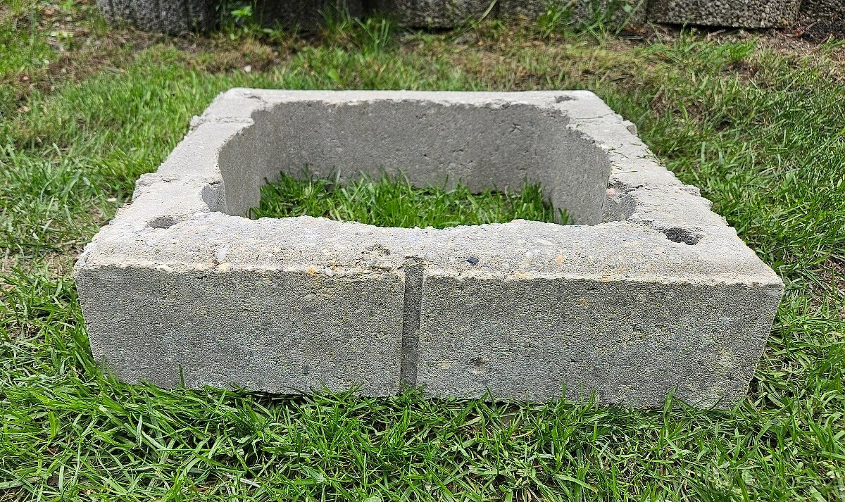 Komínové tvárnice 39x39 cm - 2