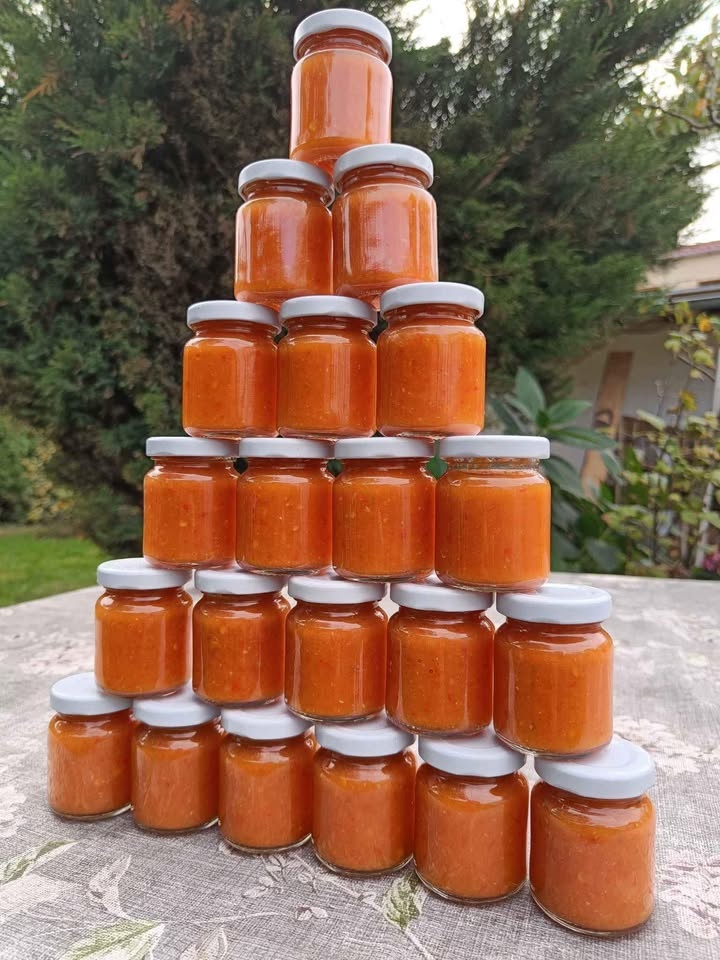 Lehce pálivá chilli omáčka z Jalapeň podle Jamieho Oliviera - 2