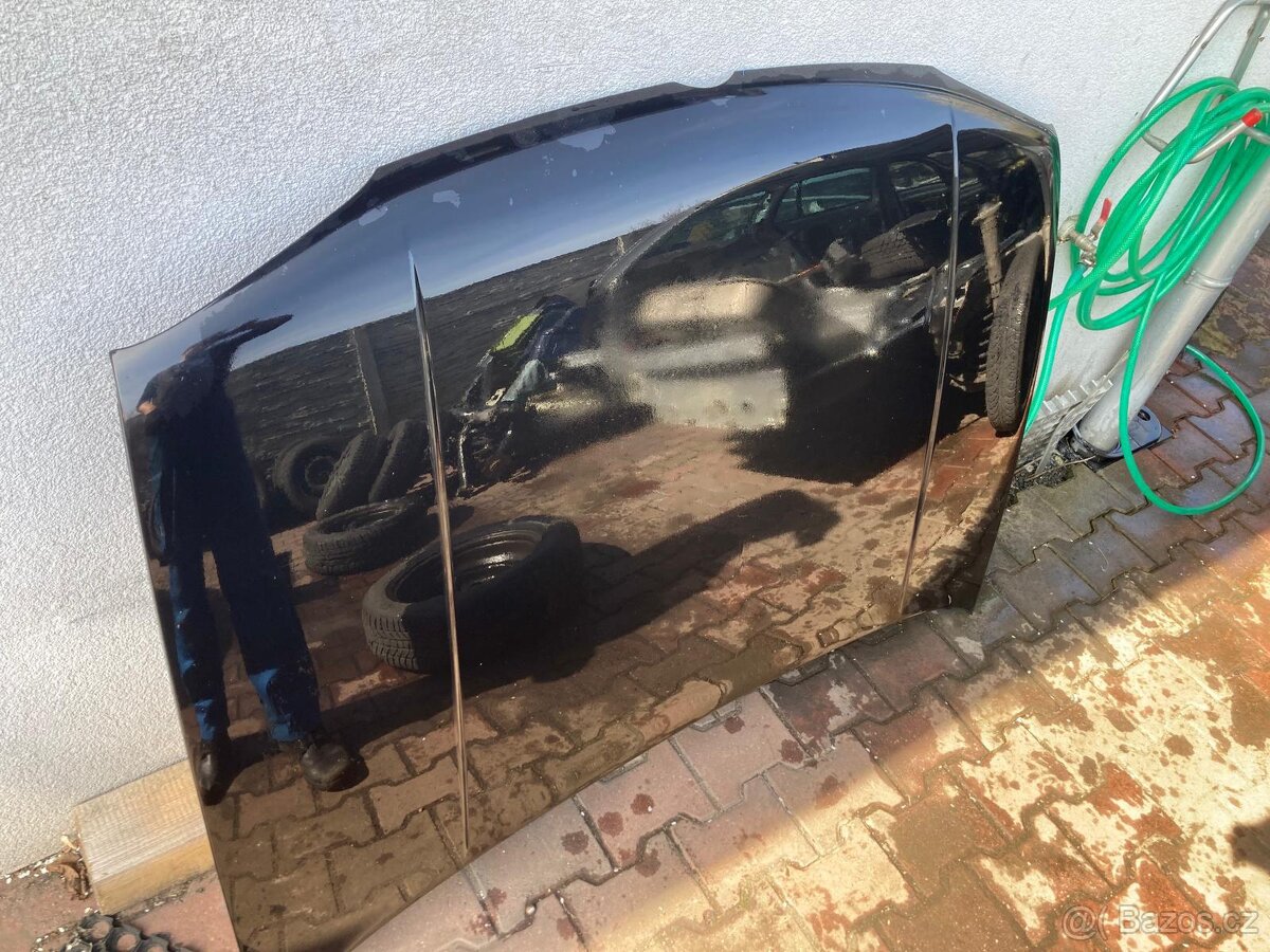 VW Golf IV 4 cerna met kapota - 2