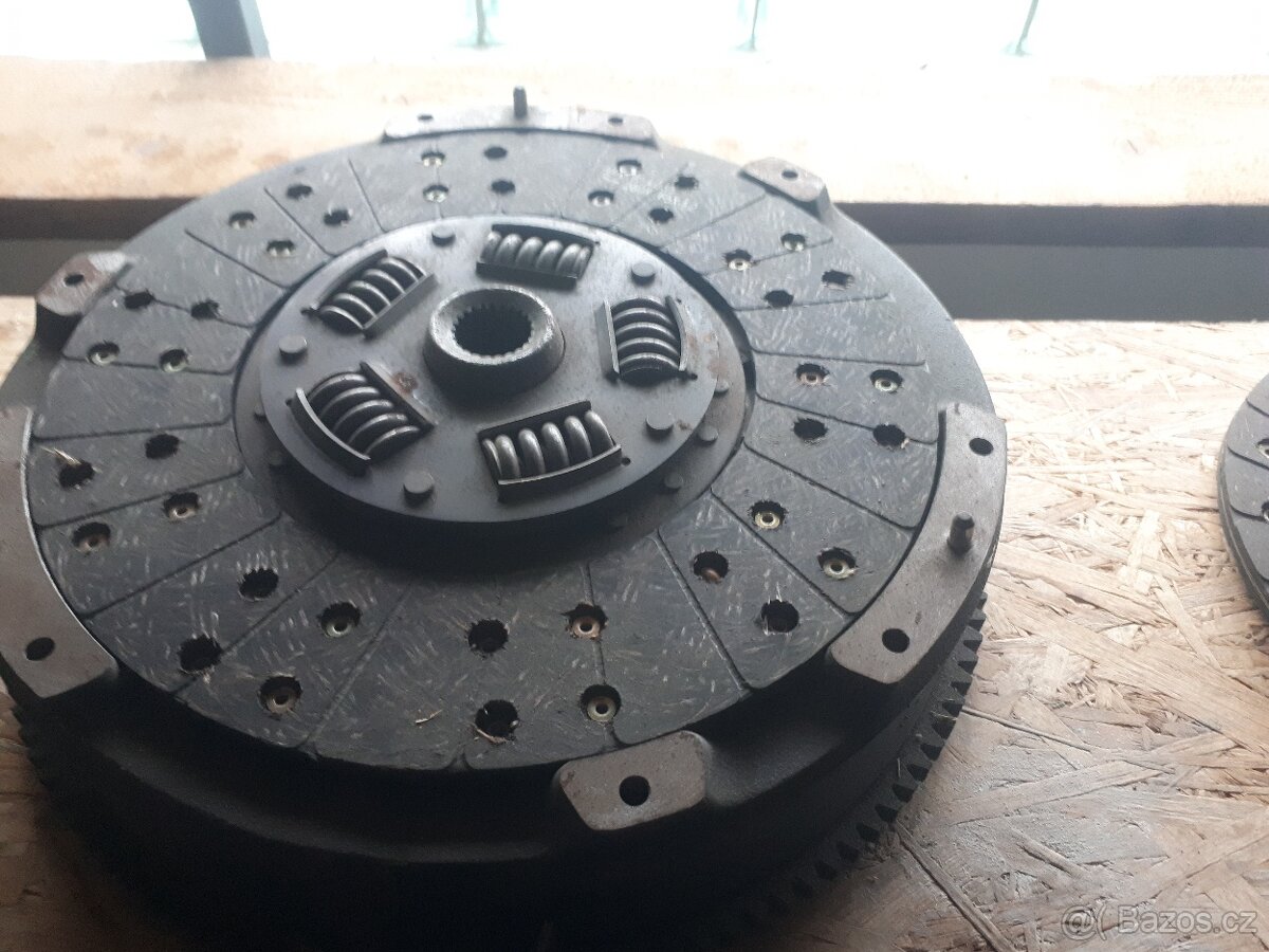 Isuzu tropper,Opel monterey setrvacnik,lamela 3.0 dti - 2