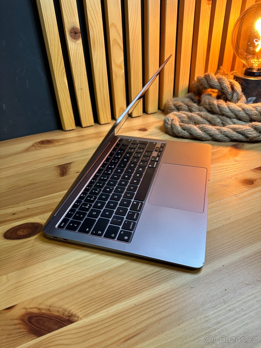 Apple Macbook Air 2020 M1 - 2