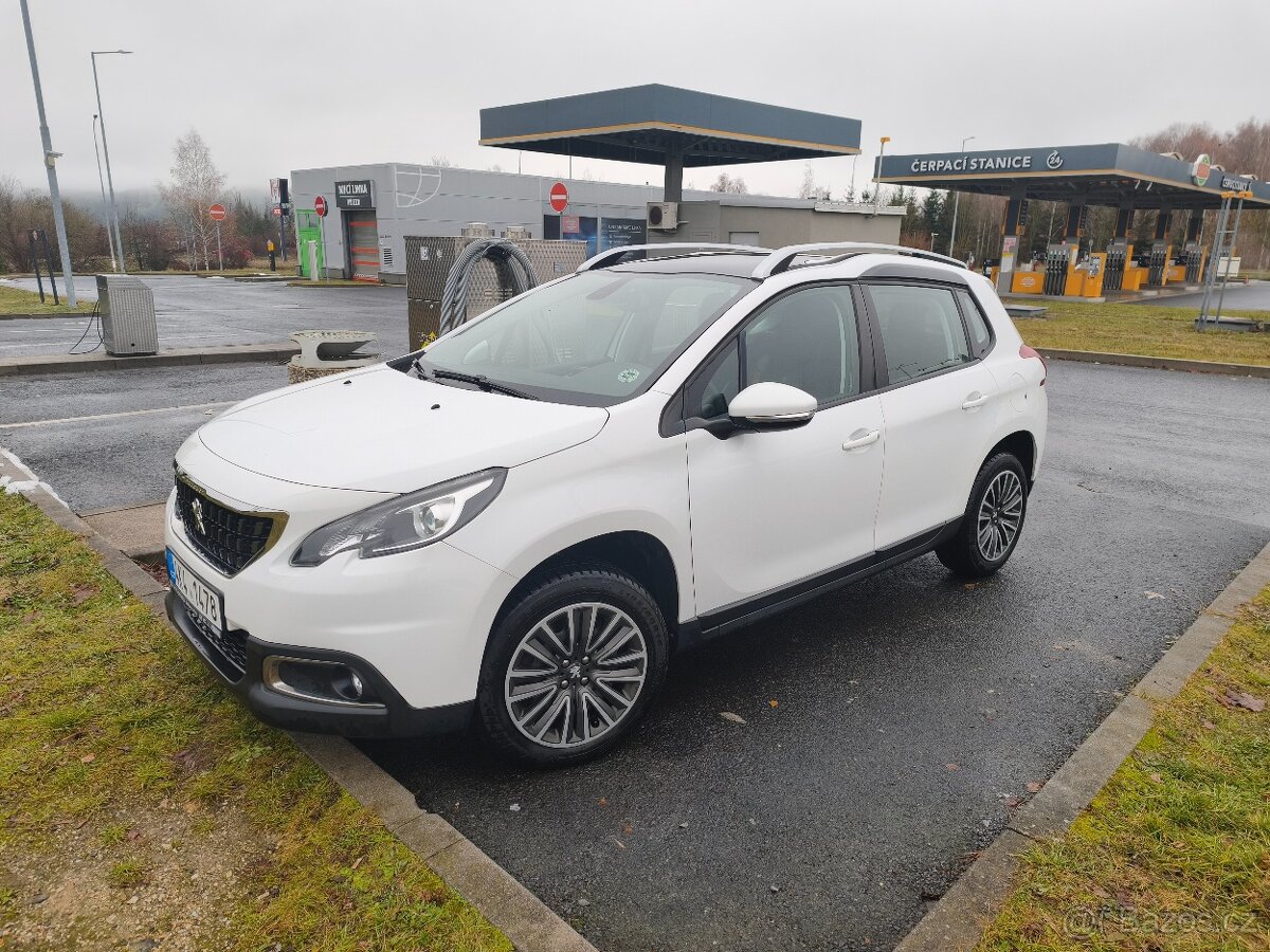 Peugeot 2008, 1. majitel, 96 KW, panorama - 2
