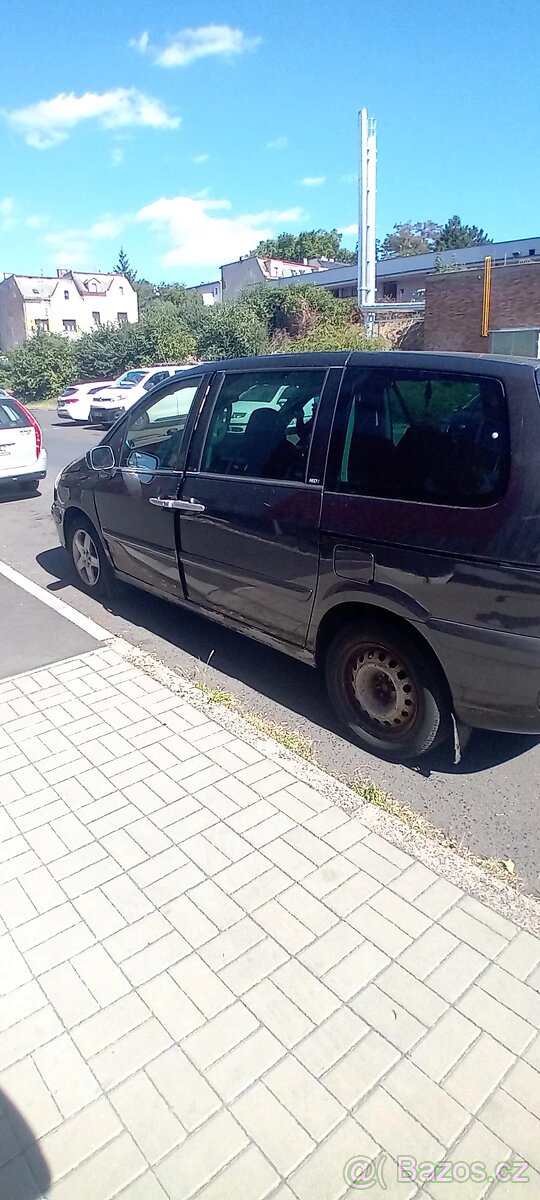 Peugeot 807 2.2 HDi 94kw - 2