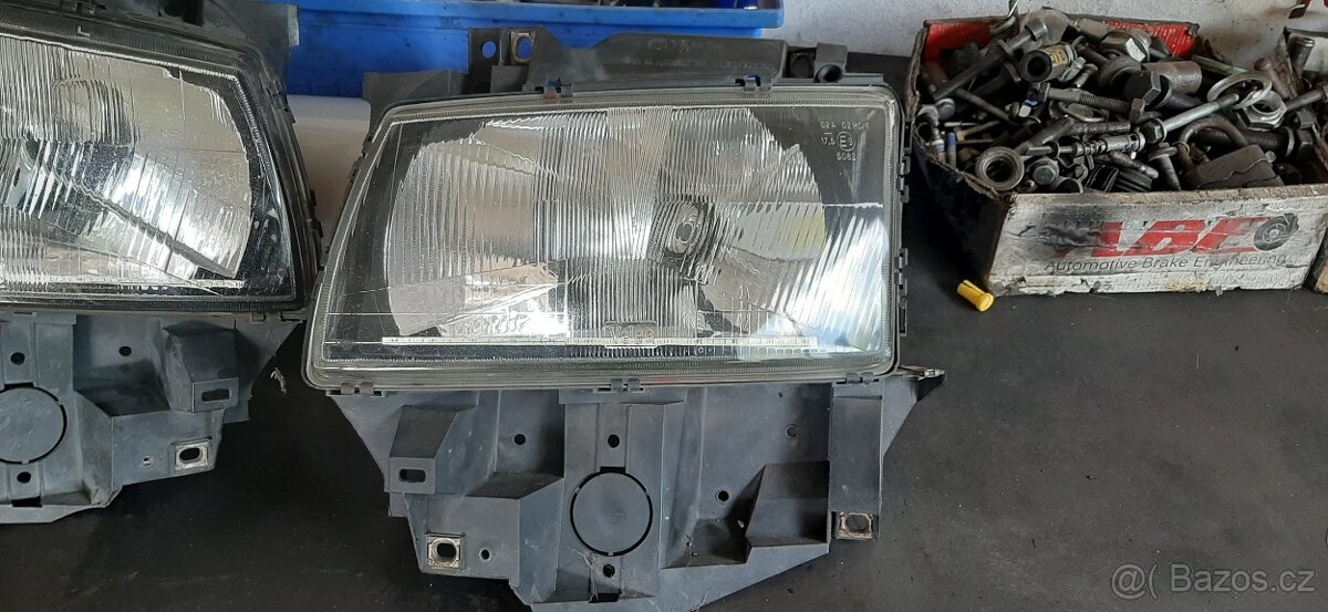 VW T4 predni svetla face original - 2
