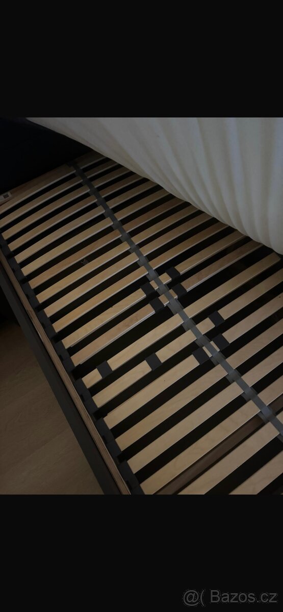 Postel šedá zánovní 180x200 - 2