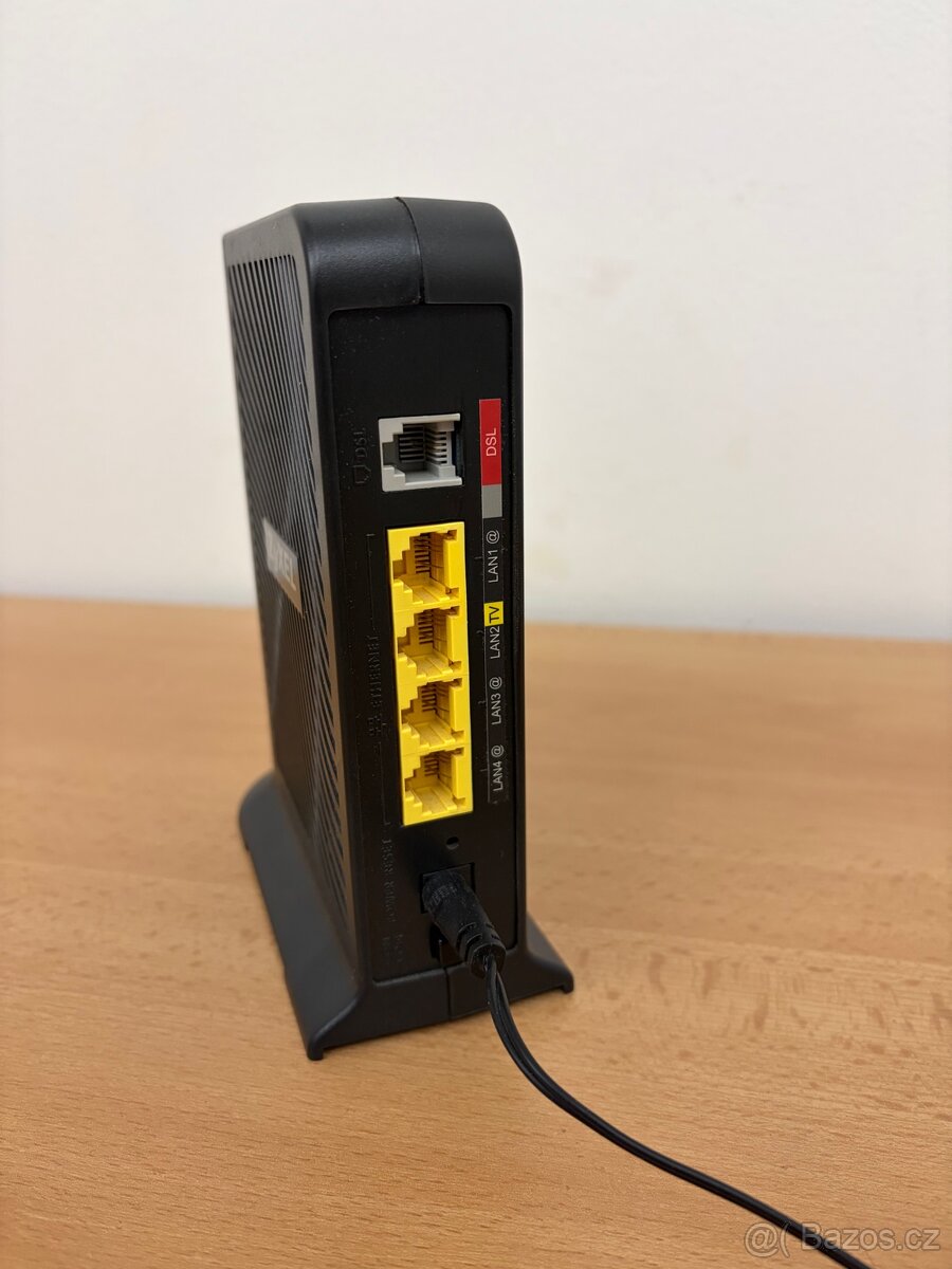 Modem/router Zyxel P-660HN-T3A. - 2