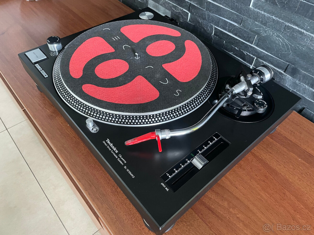 Technics SL 1200 - 2