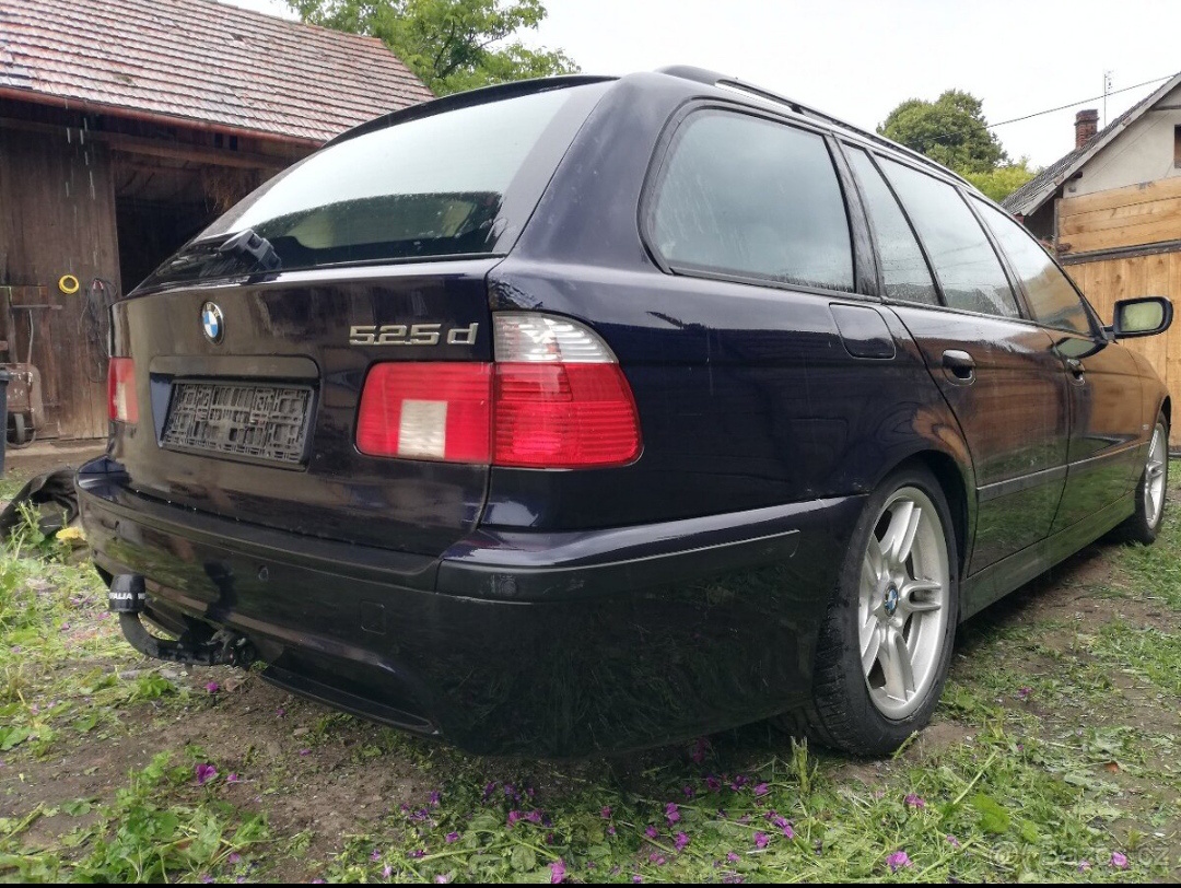 Zadní mpaket nárazník E39 touring CARBONSCHWARZ - 2