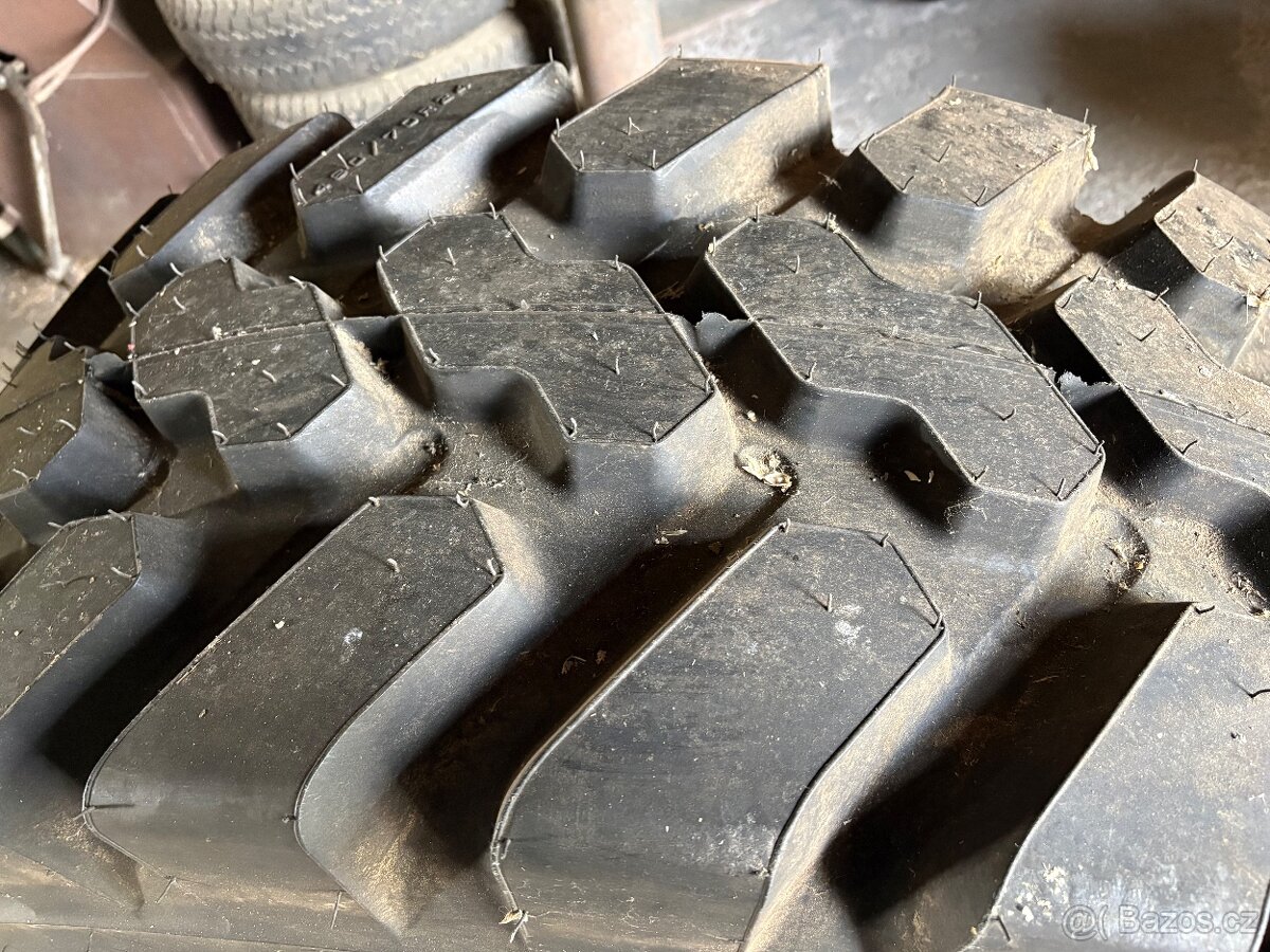 Prodám novou pneu Firestone 460/70R24 - 2