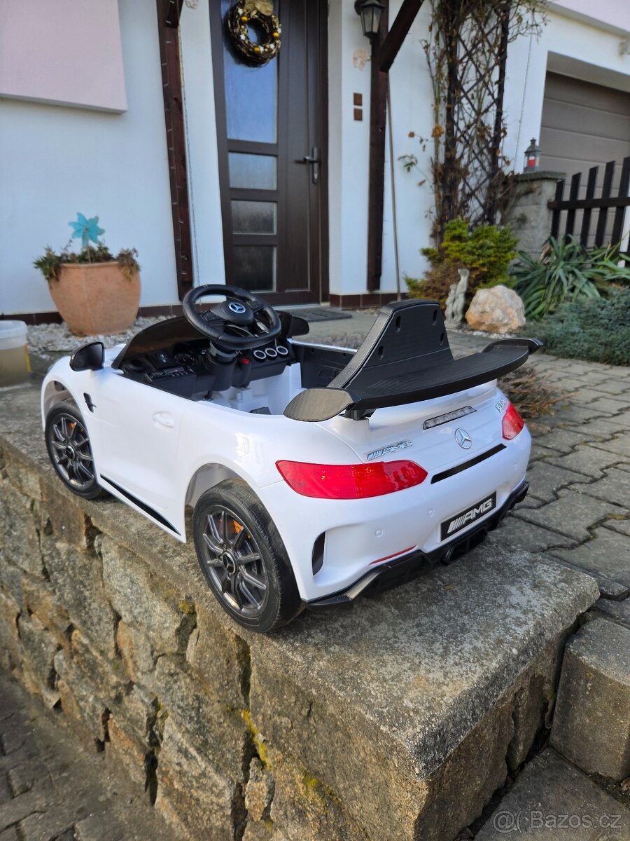 Elektronické auto - 2