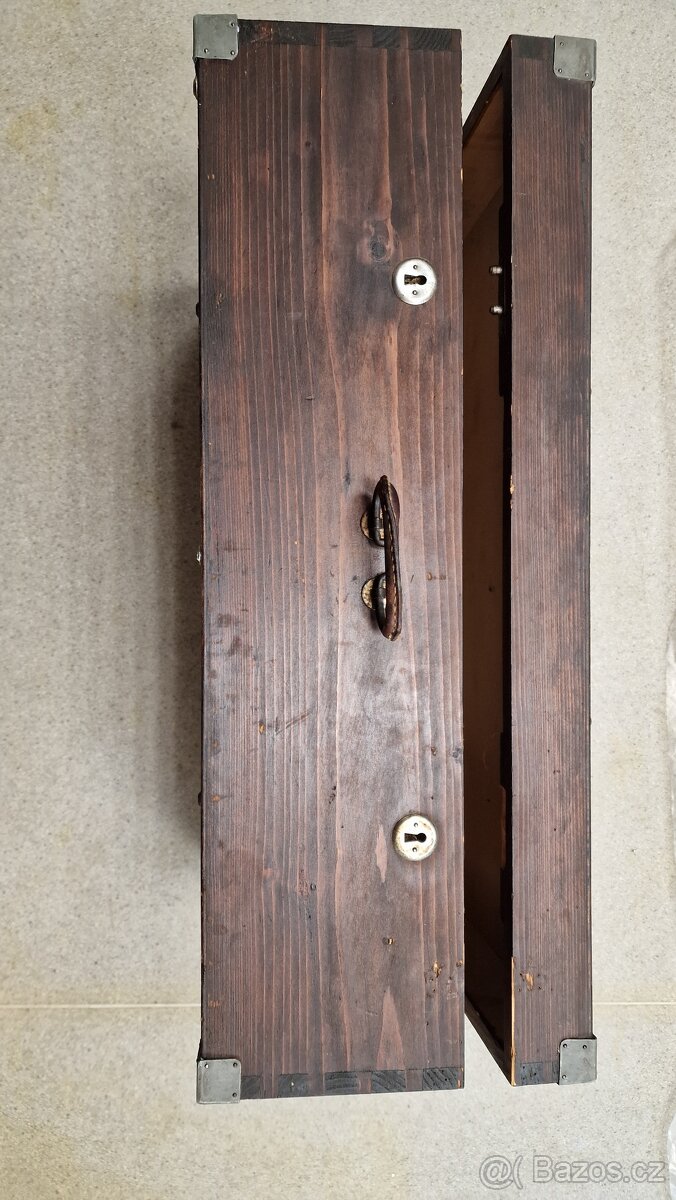 Stará truhla,kufr - 2