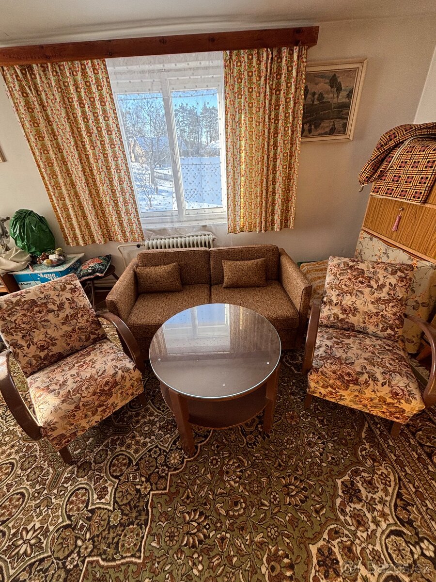 Nabízím starý nábytek - 2