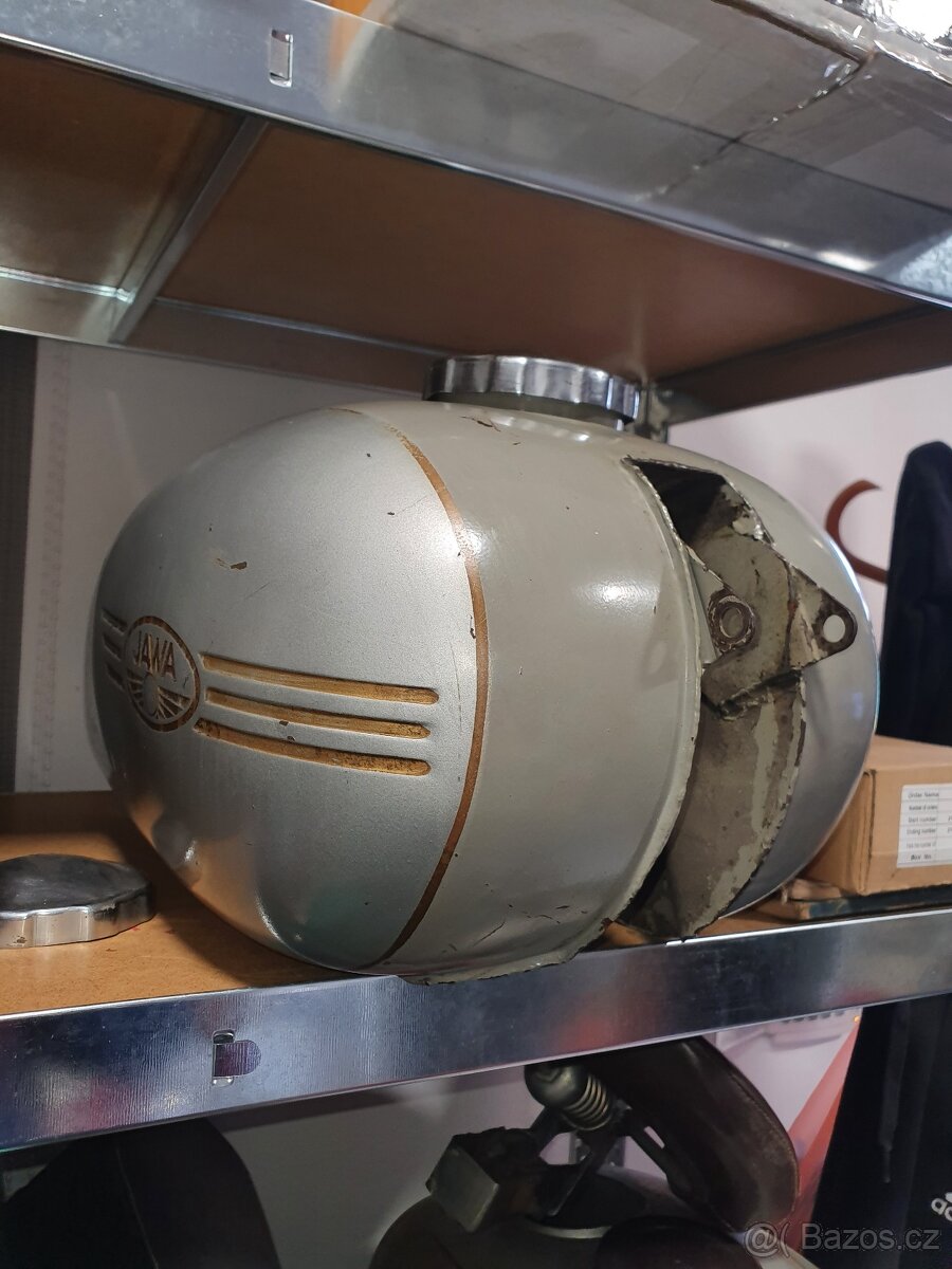 Jawa Pérák - 2