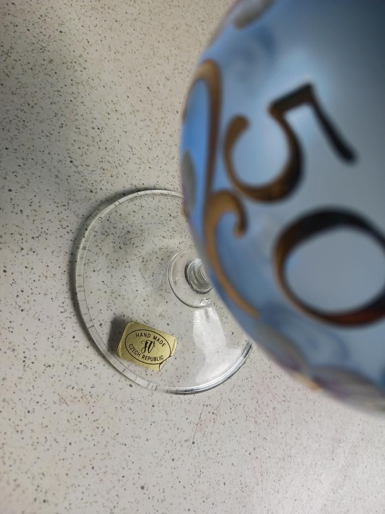 SLAVÍ U VÁS NĚKDO 50 LET? TOTO JE DÁREK... - 2