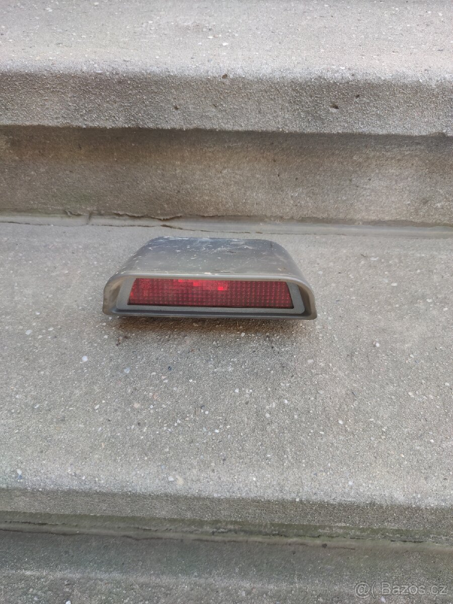 Kia Sportage 3 brzdové světlo - 2